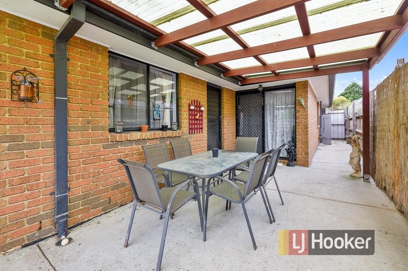 Photo - 5 Brunel Court, Hampton Park VIC 3976 - Image 10