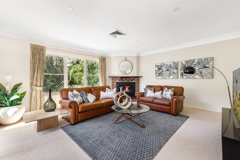 Photo - 5 Buller Street, Turramurra NSW 2074 - Image 3