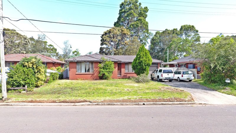 Photo - 5 Bundarra Street, Lansvale NSW 2166 - Image 2