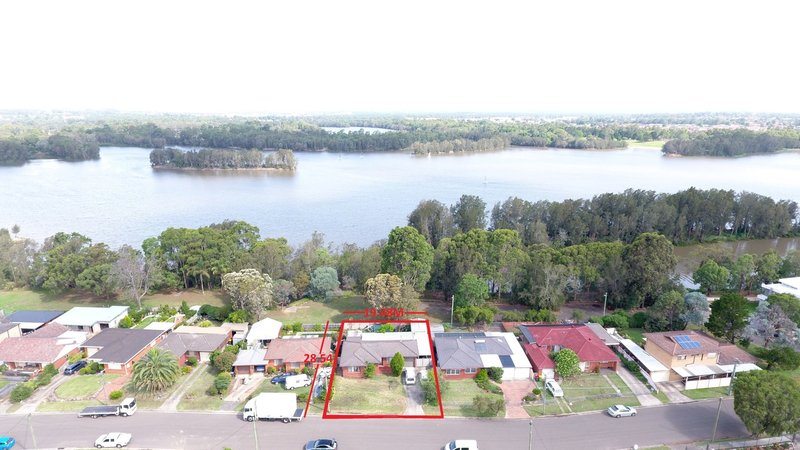 Photo - 5 Bundarra Street, Lansvale NSW 2166 - Image 3