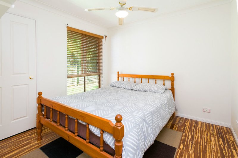 Photo - 5 Bunker Court, Arundel QLD 4214 - Image 9