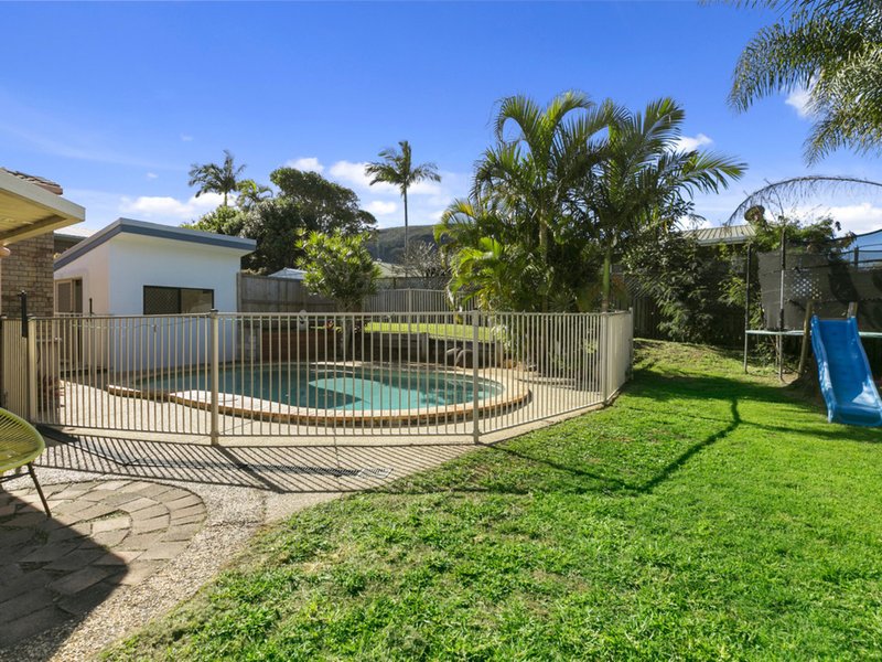 Photo - 5 Burremah Crescent, Mount Coolum QLD 4573 - Image 8