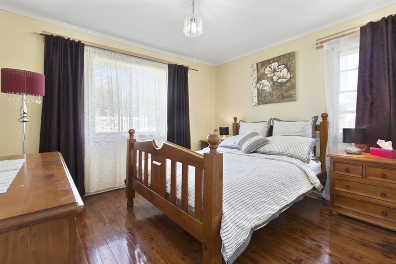 Photo - 5 Busby Road, Busby NSW 2168 - Image 7