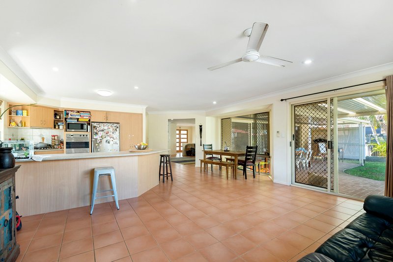 Photo - 5 Bushlark Street, Varsity Lakes QLD 4227 - Image 3