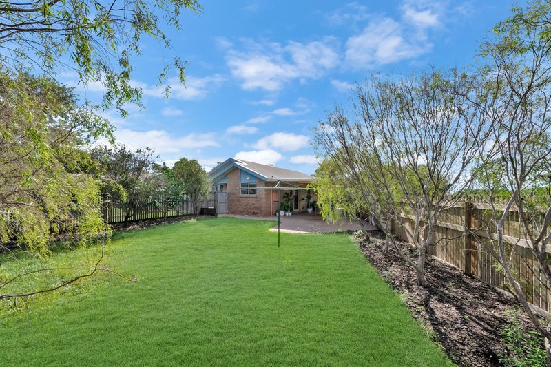 Photo - 5 Bylong Court, Mount Louisa QLD 4814 - Image 8