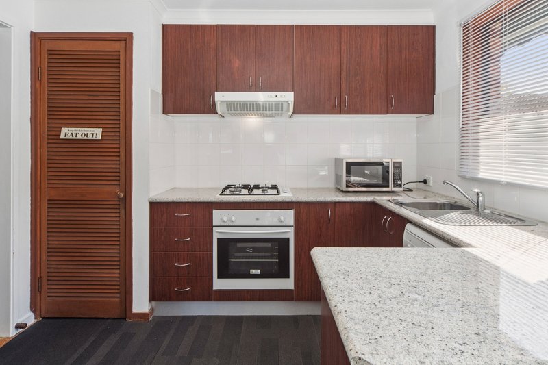 Photo - 5 Cadle Street, Dandenong VIC 3175 - Image 6