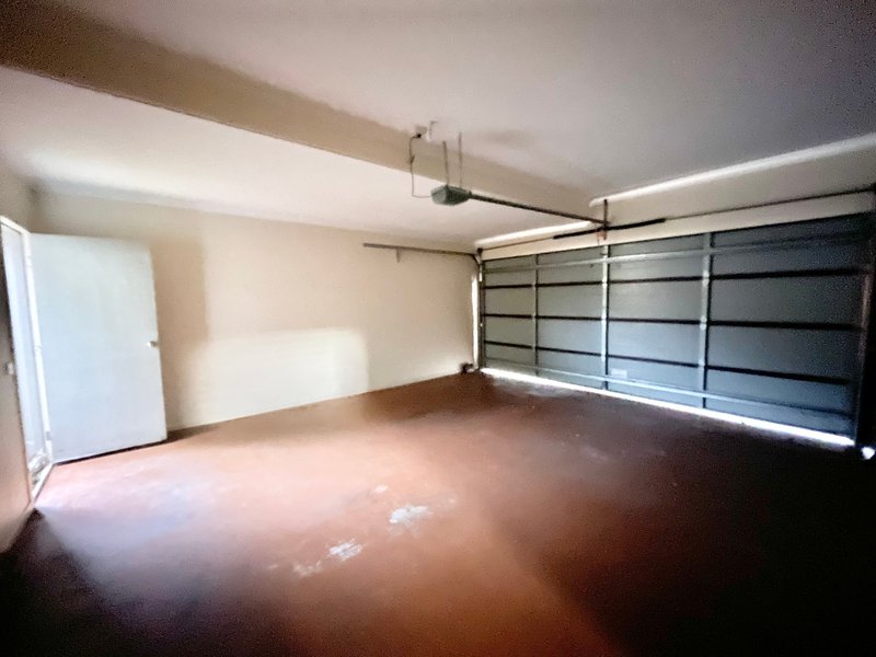 Photo - 5 Caesia Way, Caroline Springs VIC 3023 - Image 29
