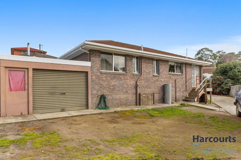 Photo - 5 Calder Crescent, Blackmans Bay TAS 7052 - Image 10