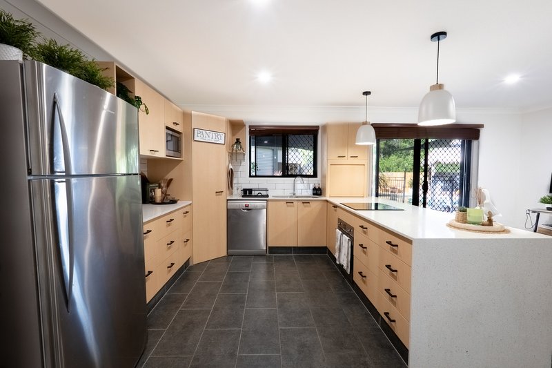Photo - 5 Calliandra Court, Carrara QLD 4211 - Image 8