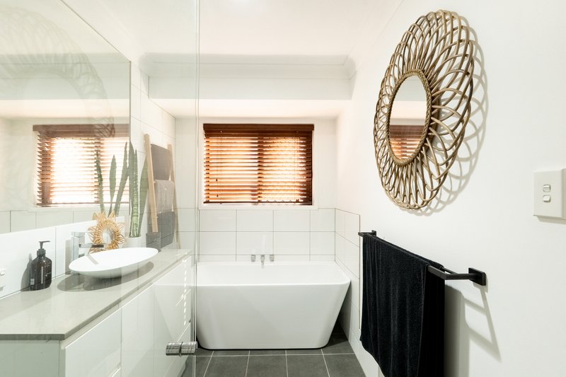 Photo - 5 Calliandra Court, Carrara QLD 4211 - Image 18