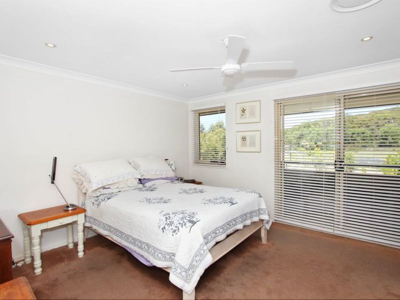 Photo - 5 Callistemon Way, Warriewood NSW 2102 - Image 2