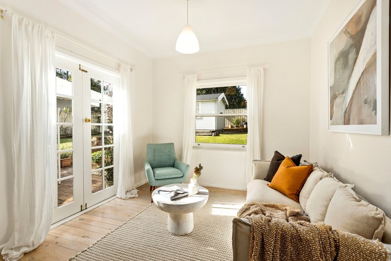 Photo - 5 Camden Grove, Figtree NSW 2525 - Image 9