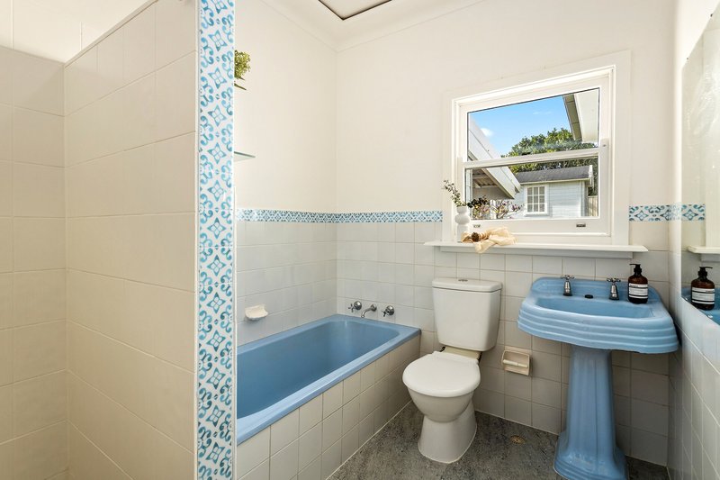 Photo - 5 Camden Grove, Figtree NSW 2525 - Image 12