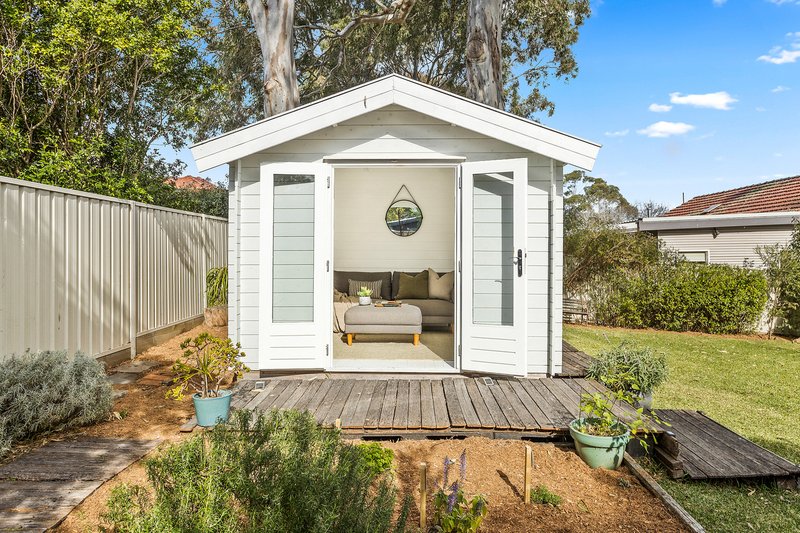 Photo - 5 Camden Grove, Figtree NSW 2525 - Image 14