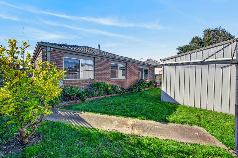 Photo - 5 Camelia Way, Pakenham VIC 3810 - Image 17