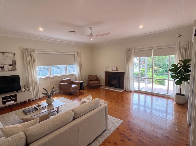 Photo - 5 Camira Street, West Pymble NSW 2073 - Image 3