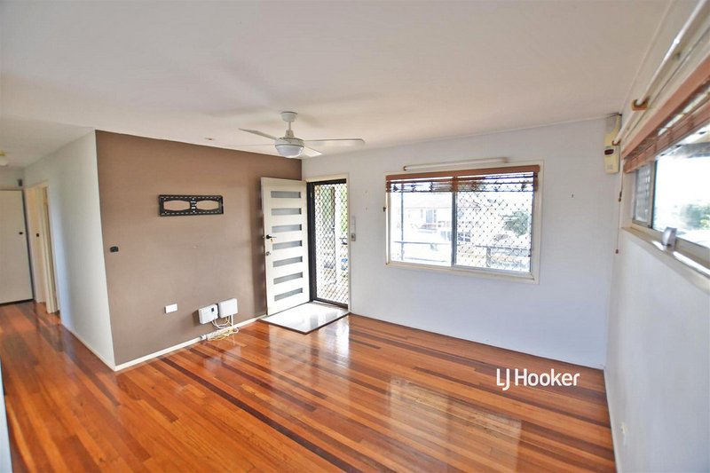 Photo - 5 Campbell Street, Kallangur QLD 4503 - Image 6