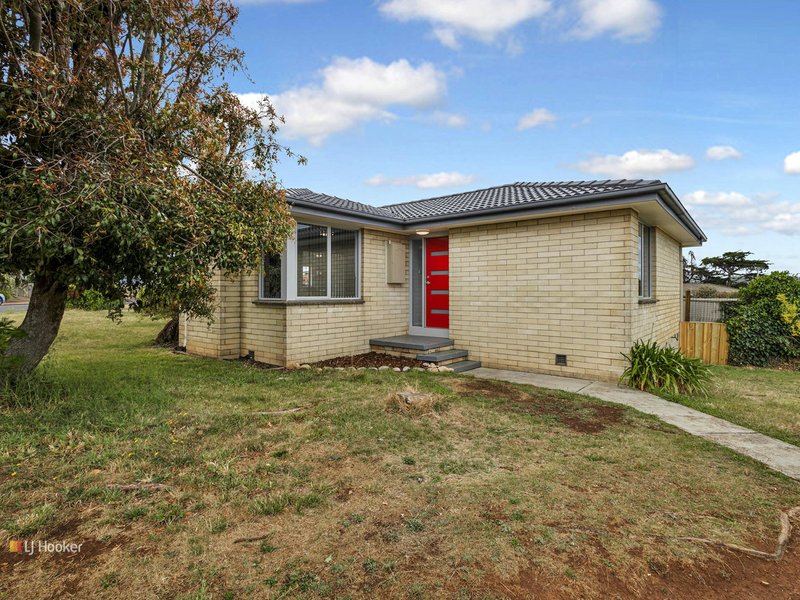 Photo - 5 Canning Drive, East Devonport TAS 7310 - Image 2