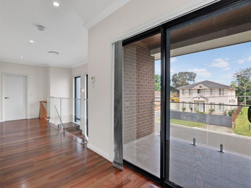 Photo - 5 Canva Street, Canley Vale NSW 2166 - Image 6