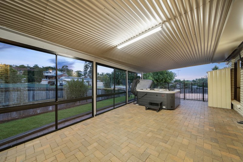 Photo - 5 Caparra Street, Shailer Park QLD 4128 - Image 14