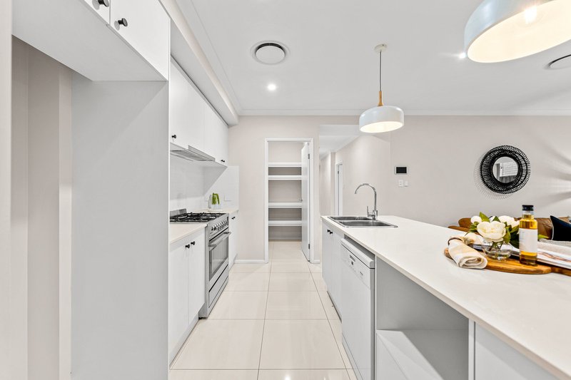 Photo - 5 Cape Street, Pallara QLD 4110 - Image 12