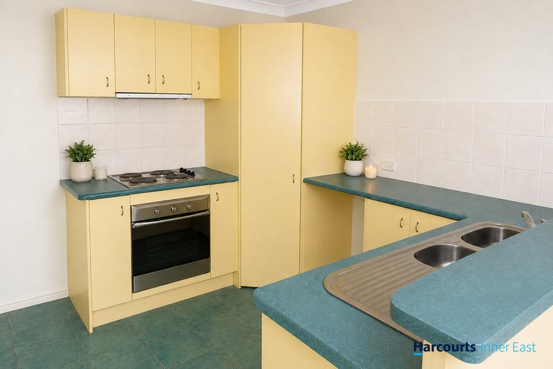 Photo - 5 Carabbean Close, Wynnum West QLD 4178 - Image 3