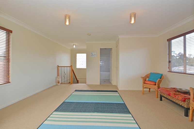 Photo - 5 Cardinal Close, Cameron Park NSW 2285 - Image 8