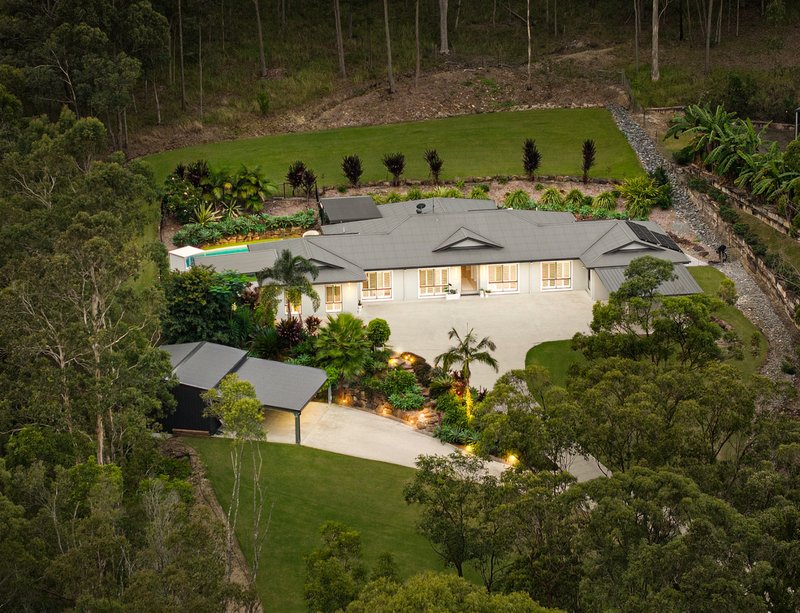 Photo - 5 Carham Court, Nerang QLD 4211 - Image 3