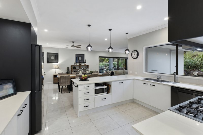 Photo - 5 Carham Court, Nerang QLD 4211 - Image 13