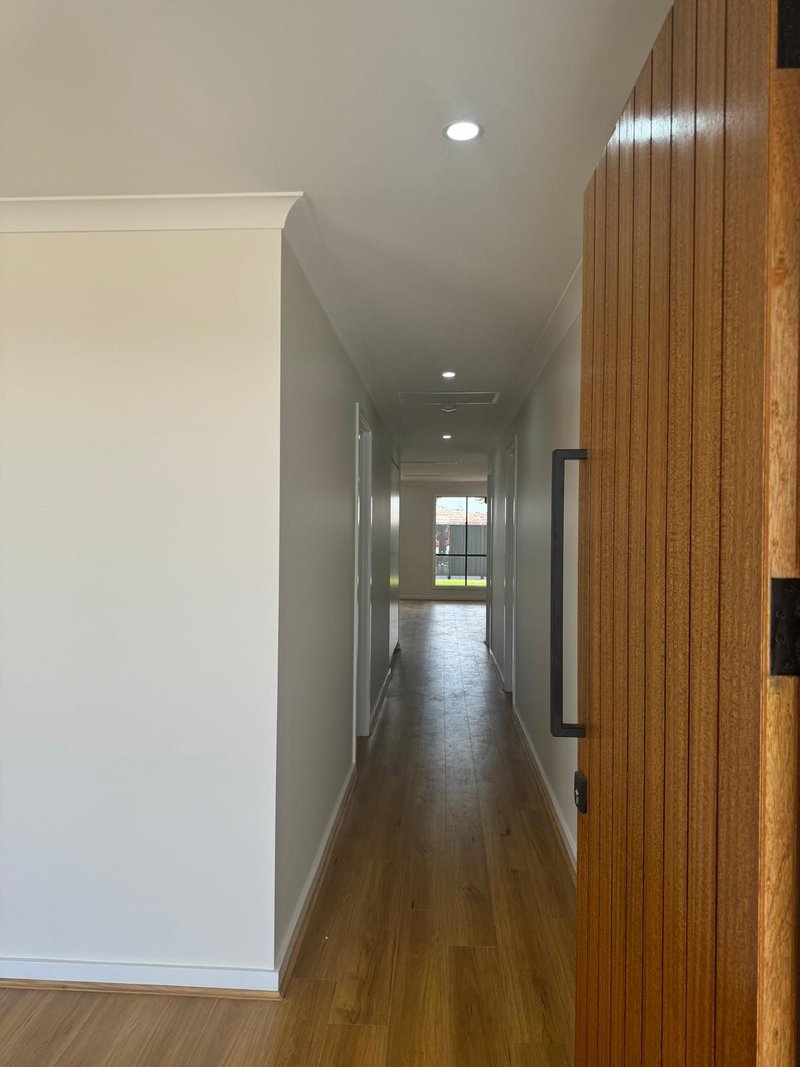 Photo - 5 Carissa Avenue, Riverlea Park SA 5120 - Image 2