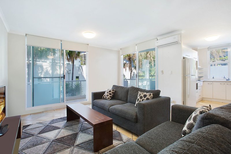 Photo - 5 'Carlton Apartments' 4 Clifford Street, Surfers Paradise QLD 4217 - Image 1