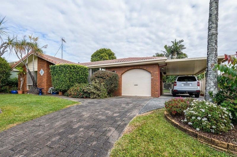 5 Carlton Court, Arundel QLD 4214