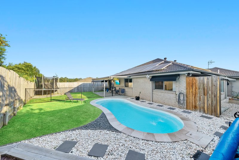 Photo - 5 Carmen Court, Oxenford QLD 4210 - Image 17