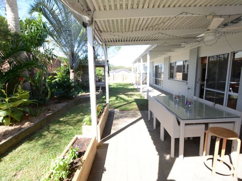 Photo - 5 Carrabeen Drive, Old Bar NSW 2430 - Image 15