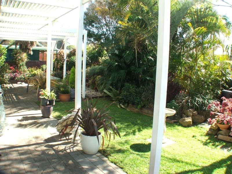 Photo - 5 Carrabeen Drive, Old Bar NSW 2430 - Image 5