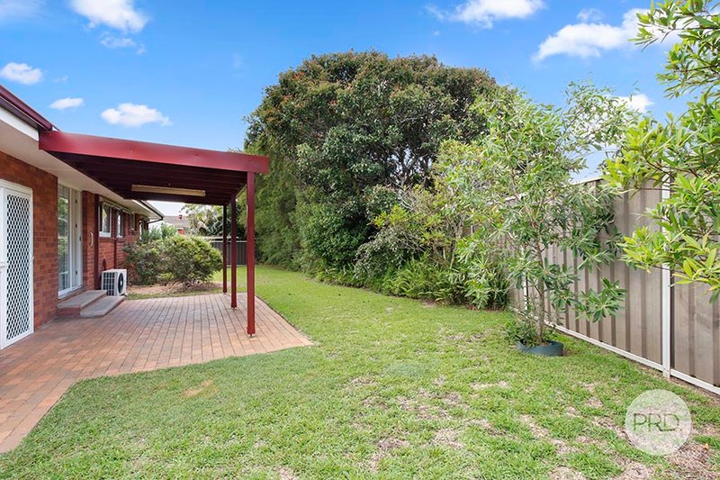 Photo - 5 Carramar Place, Peakhurst Heights NSW 2210 - Image 9