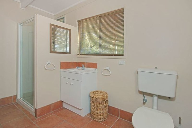 Photo - 5 Carroll Avenue, Lake Conjola NSW 2539 - Image 7