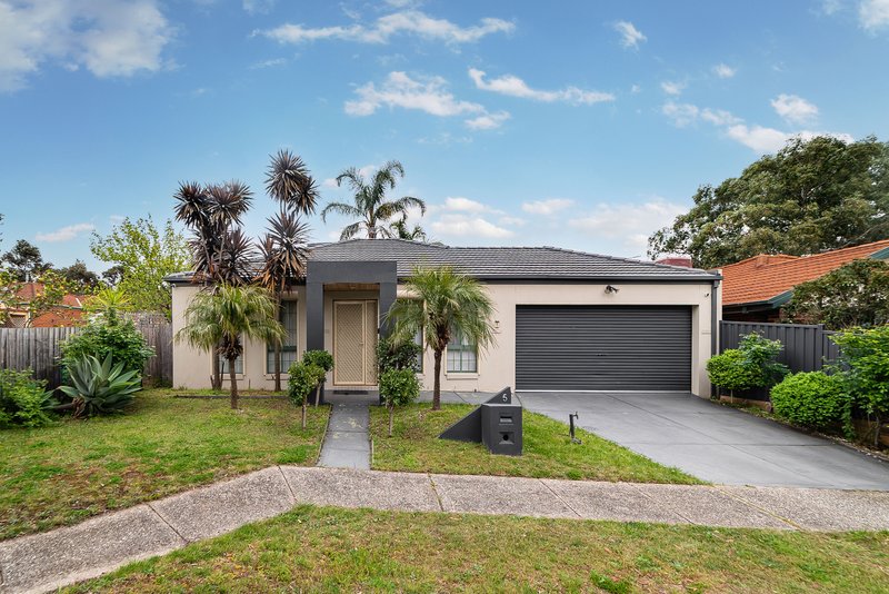 5 Cashmore Place, Roxburgh Park VIC 3064