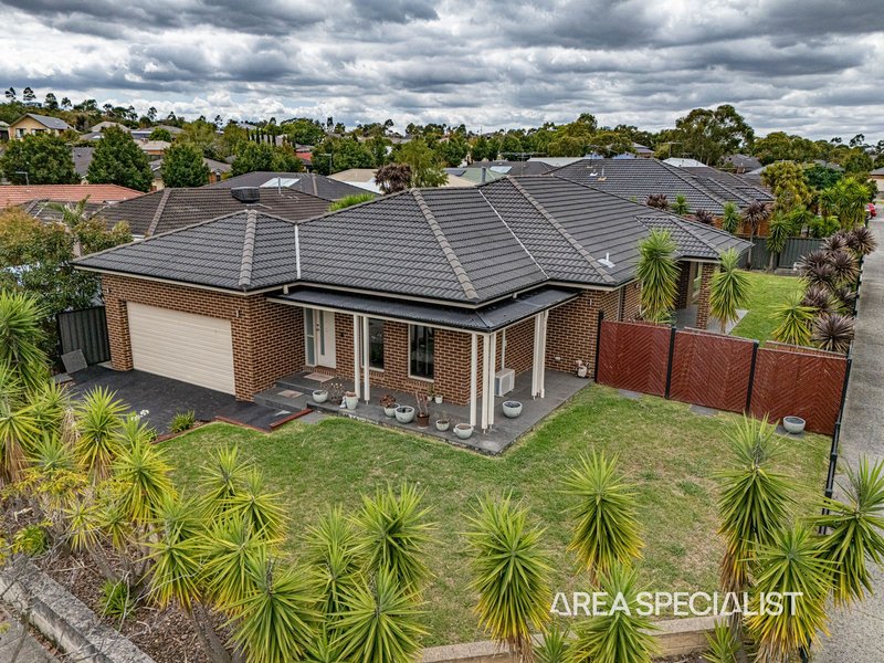 5 Caspian Chase, Pakenham VIC 3810