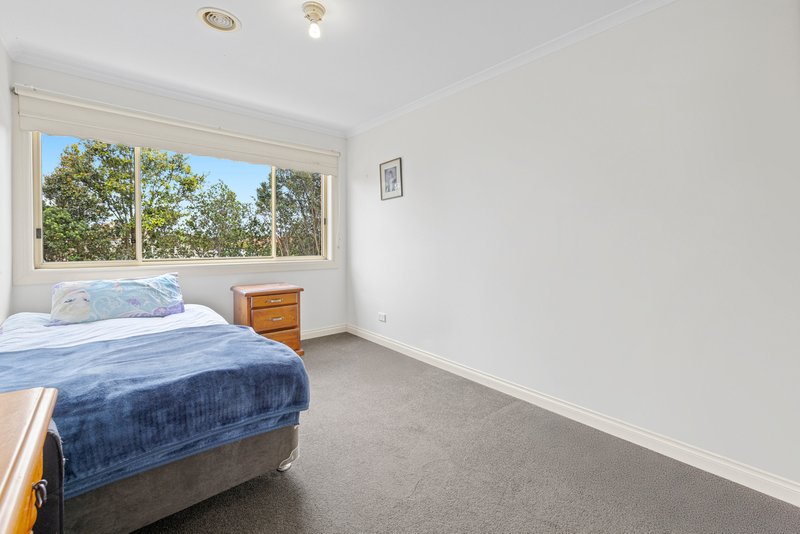 Photo - 5 Cassell Street, Werribee VIC 3030 - Image 8