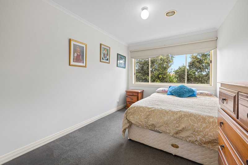 Photo - 5 Cassell Street, Werribee VIC 3030 - Image 10