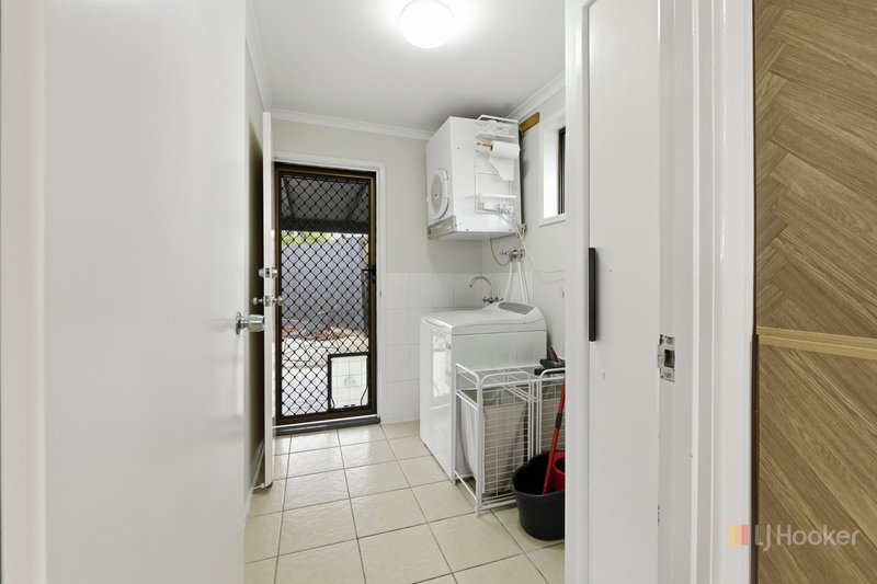 Photo - 5 Cassia Place, Glenella QLD 4740 - Image 14