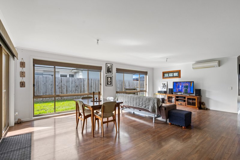 Photo - 5 Cassinia Street, Inverloch VIC 3996 - Image 12