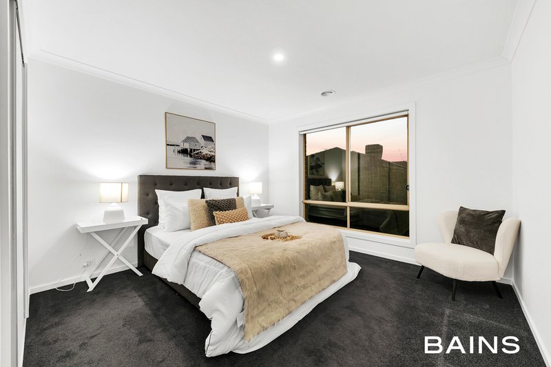 Photo - 5 Castello Street, Mernda VIC 3754 - Image 7