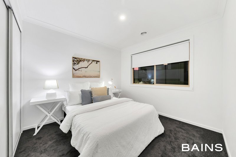 Photo - 5 Castello Street, Mernda VIC 3754 - Image 12