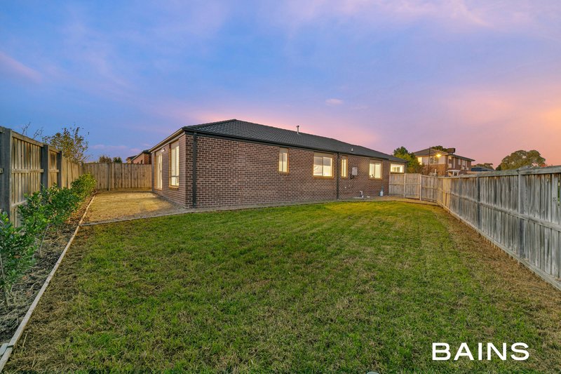 Photo - 5 Castello Street, Mernda VIC 3754 - Image 14