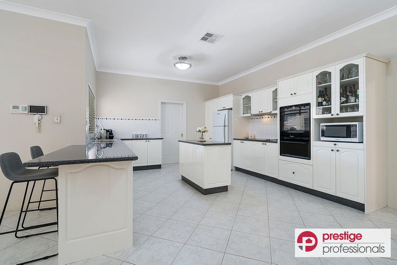 Photo - 5 Castle Rock Court, Wattle Grove NSW 2173 - Image 6