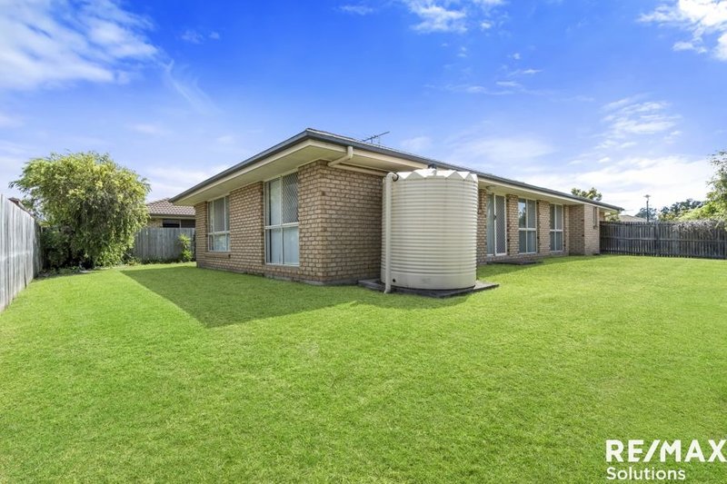 Photo - 5 Catalina Avenue, Bray Park QLD 4500 - Image 11