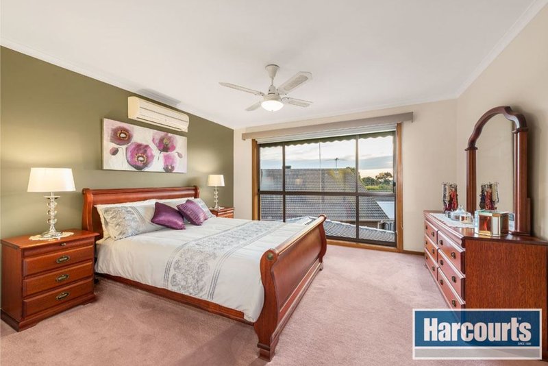 Photo - 5 Caulfield Court, Wantirna VIC 3152 - Image 7