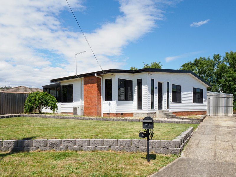 5 Cavell Place, Ravenswood TAS 7250